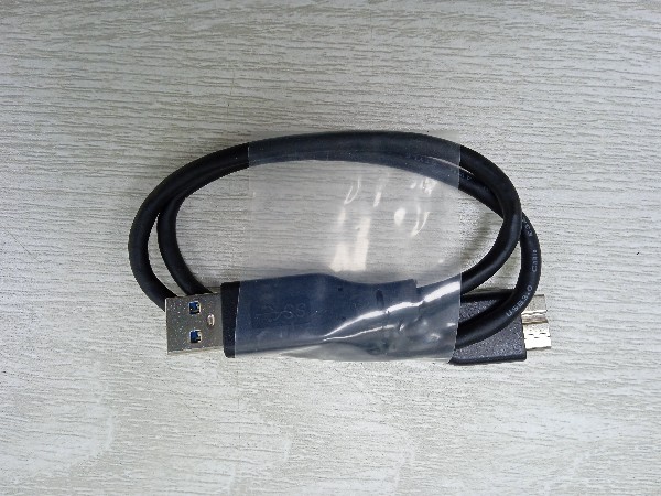 移動(dòng)硬盤USB數(shù)據(jù)線如何定制，USB3.0數(shù)據(jù)線定制廠家